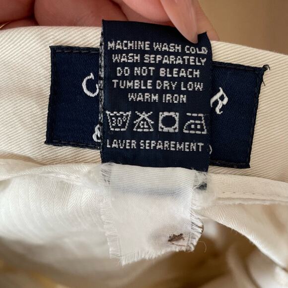 Vintage 90s Cutter & Buck Womens Shorts 8 Cream Pleated High Rise Retro Preppy - Picture 7 of 7